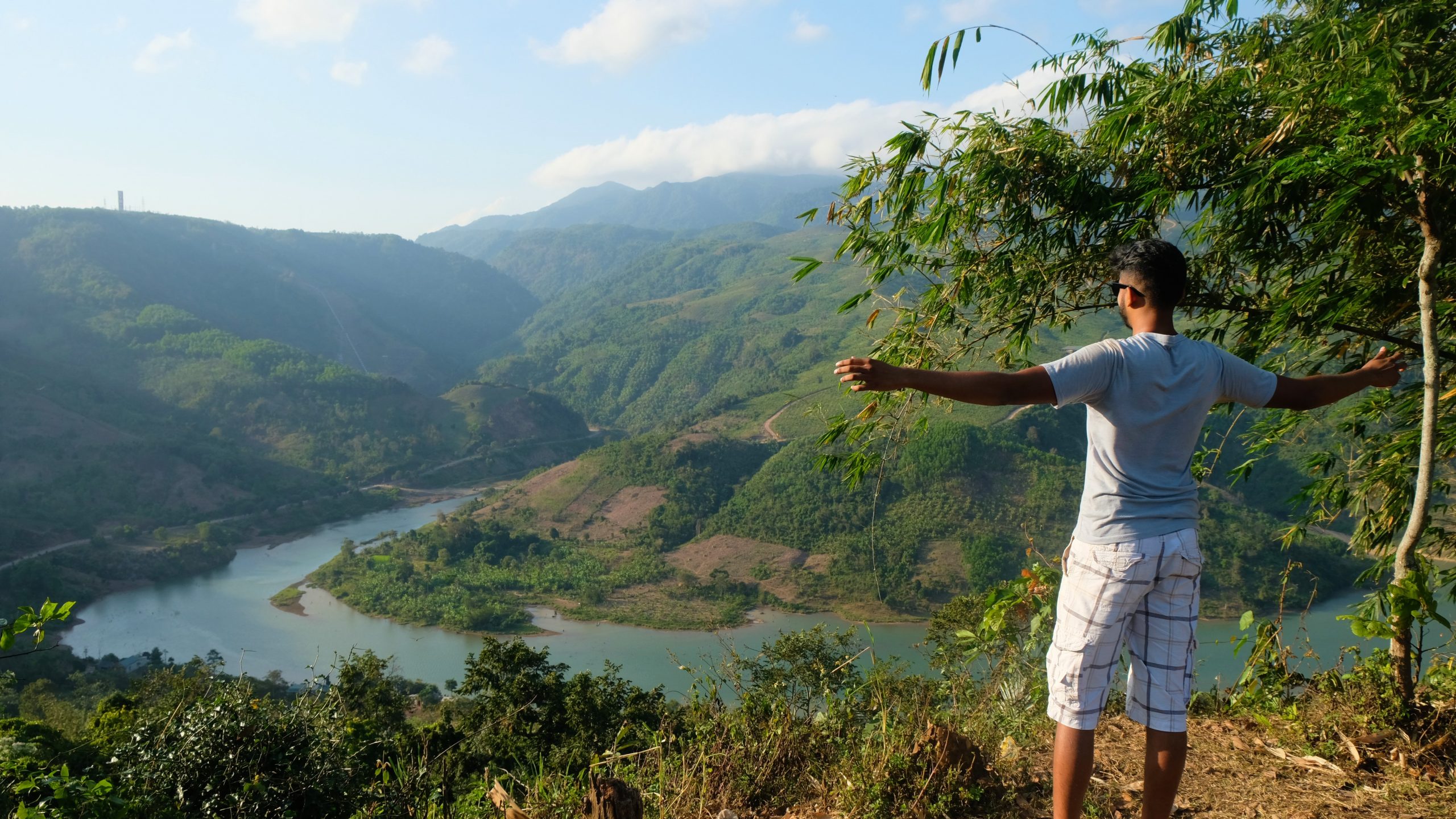 You are currently viewing Motorbike Ride Through West Ho Chi Minh Trail